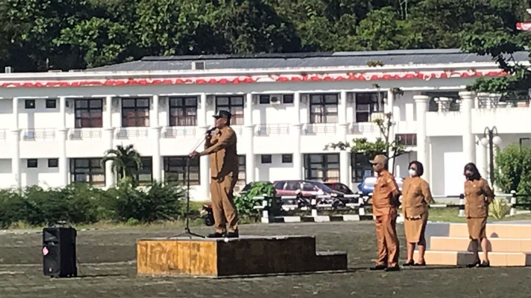 plt-bupati-john-rettob-beberkan-kelompok-yang-merongrong-pemerintahan-omtob