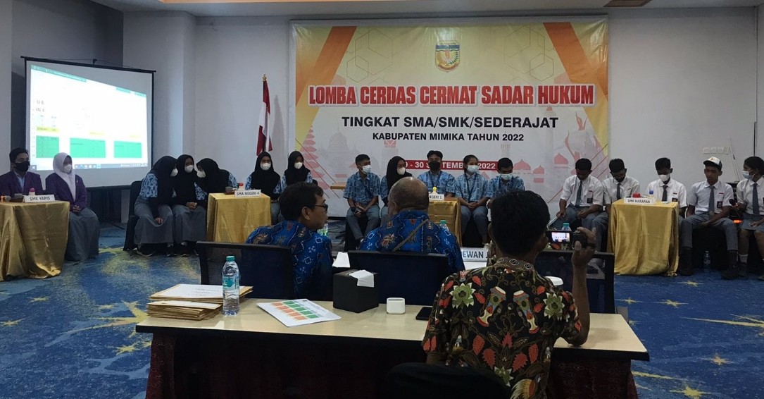 siswa-sma-smk-mimika-ikut-cerdas-cermat-sadar-hukum