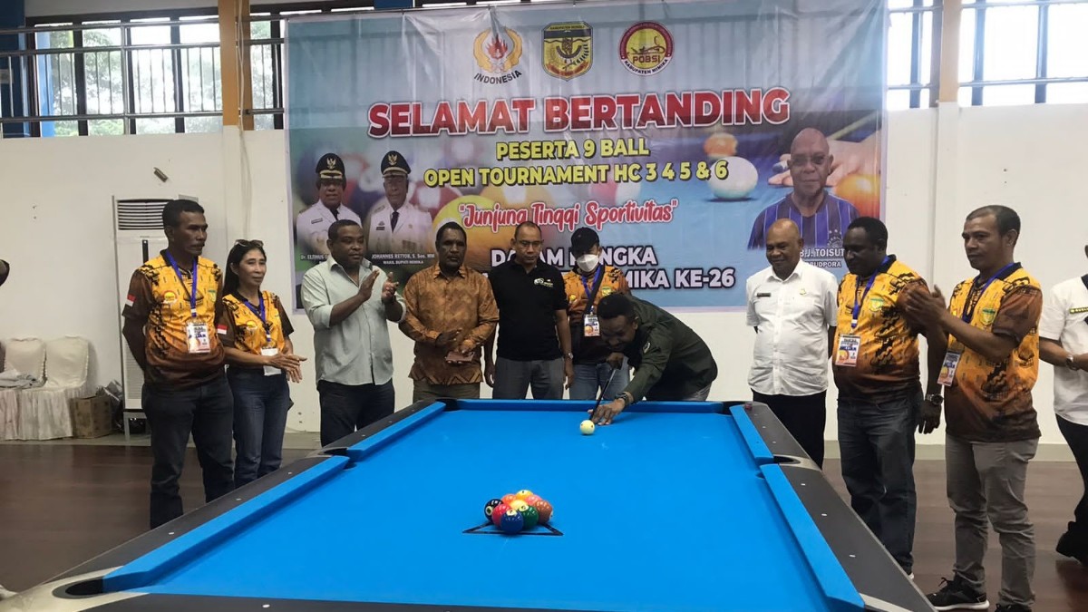 96-atlet-biliar-papua-papua-barat-berebut-juara-di-turnamen-bupati-cup-mimika