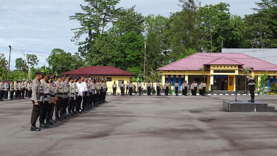 tindak-lanjuti-arahan-presiden-kapolres-mimika-perintahkan-jajarannya-profesional