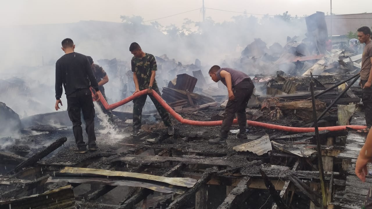 tim-labfor-polda-papua-turun-selidiki-penyebab-kebakaran-di-asmat