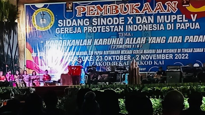 wamenag-ri-buka-sidang-sinode-ke-10-gpi-di-merauke