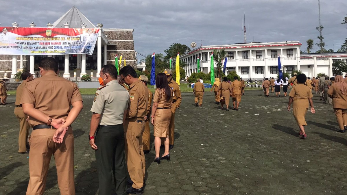 60-pns-mimika-masuk-masa-pensiun