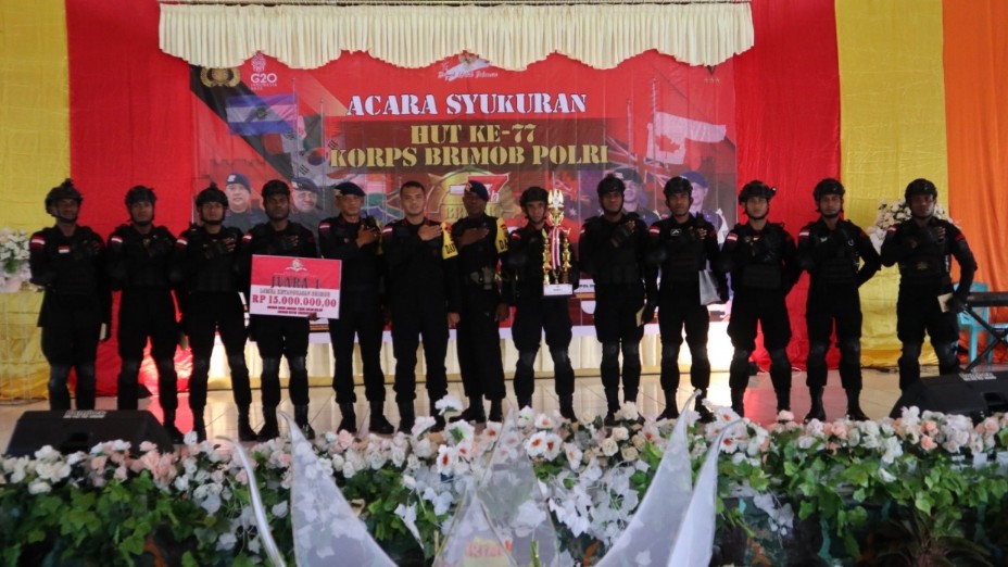 batalyon-b-pelopor-satbrimobda-papua-syukuran-hut-ke77-korps-brimob