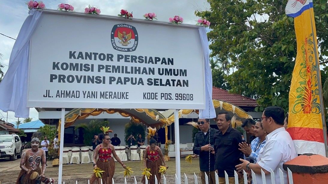 gerak-cepat-papua-selatan-sudah-punya-kantor-kpu