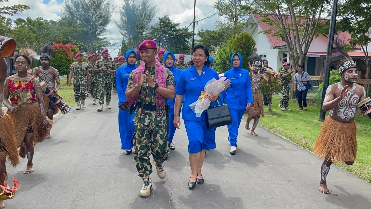 jabat-danyon-marhanlan-xi-merauke-daulat-situmorang-pulang-ke-tanah-kelahiran