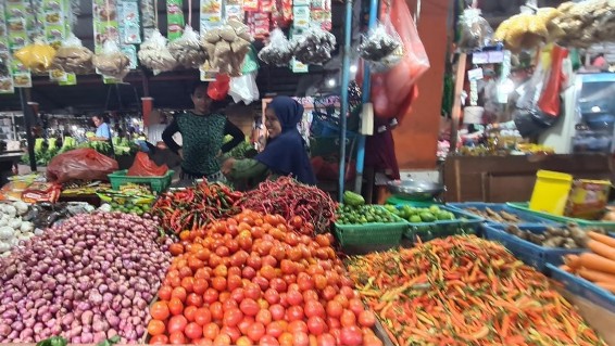 kenaikan-harga-setiap-hari-raya-petrus-itu-penyakit