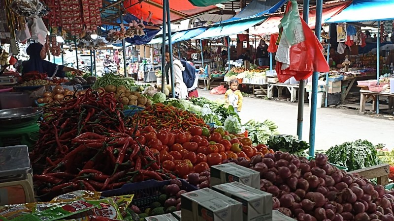 harga-sayur-cenderung-stabil-cabai-besar-naik-jadi-140-per-kilo