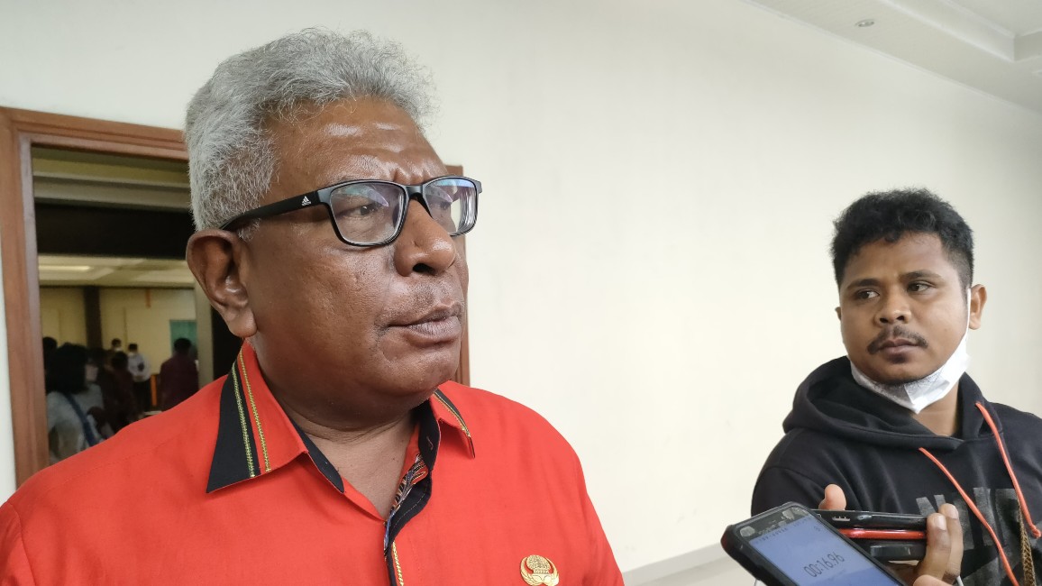 wabup-john-rettob-minta-maaf-katanya-ada-kebijakan-pemerintah-bikin-gaduh