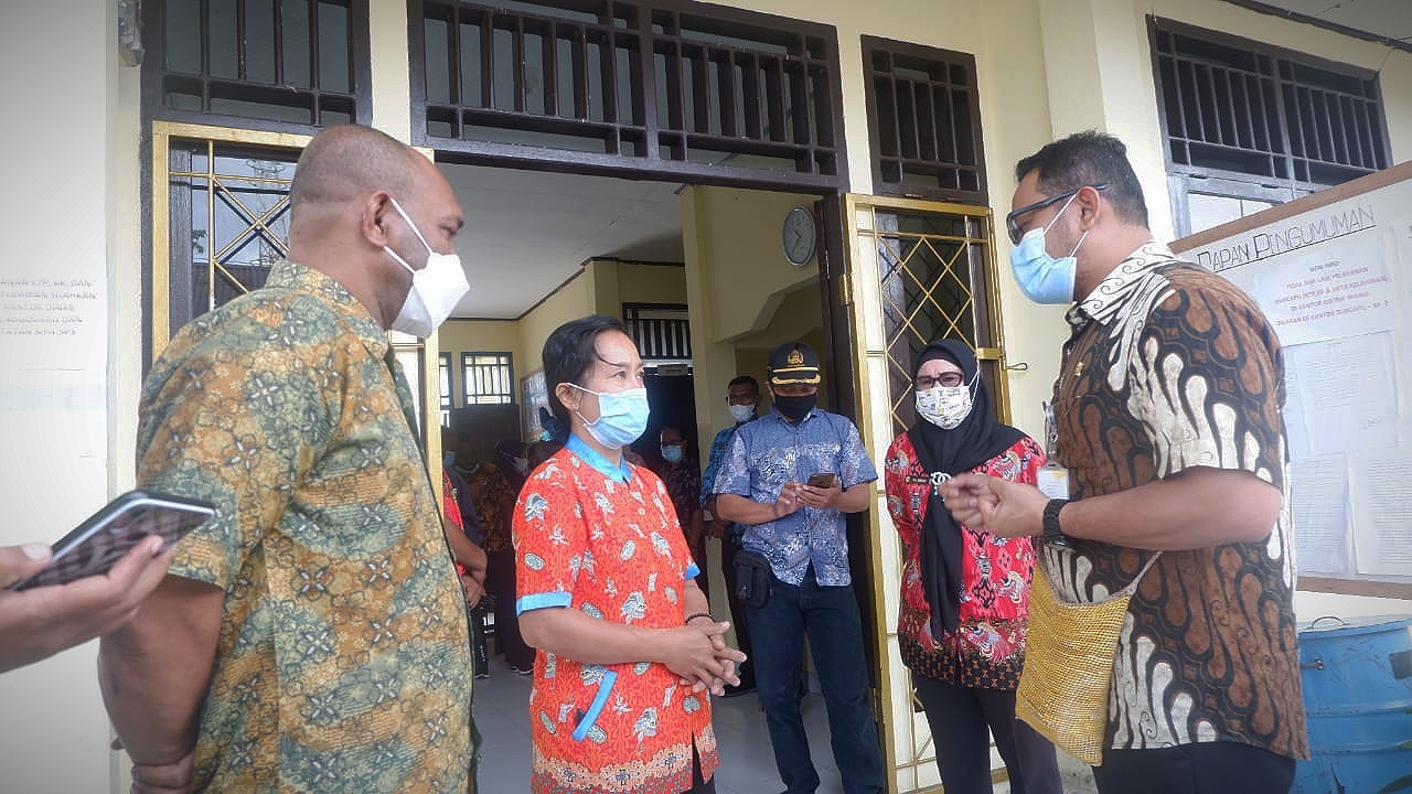pemkab-didesak-segera-aktifkan-kembali-honorer