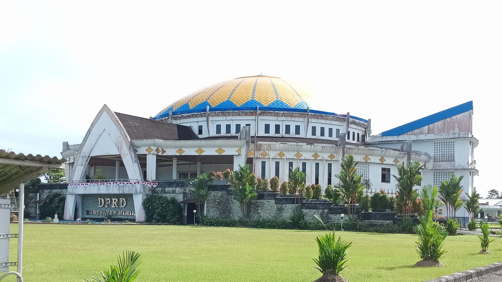 penyelesaian-polemik-dprd-mimika-tunggu-surat-bpk