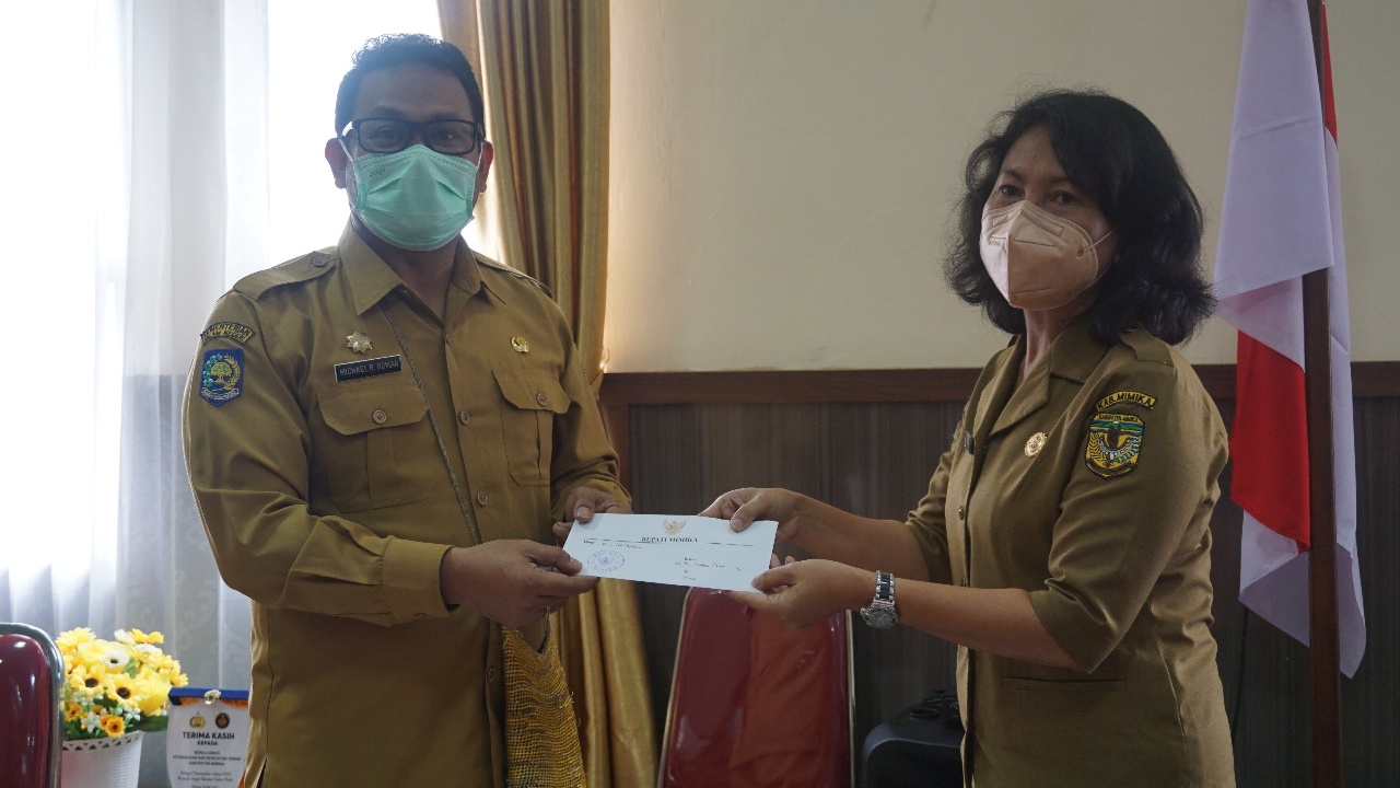 sabelina-fitriani-pimpin-dinas-peternakan-dan-kesehatan-hewan-mimika