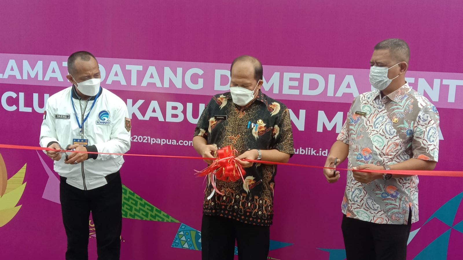 media-center-pon-klaster-mimika-di-hotel-mewah