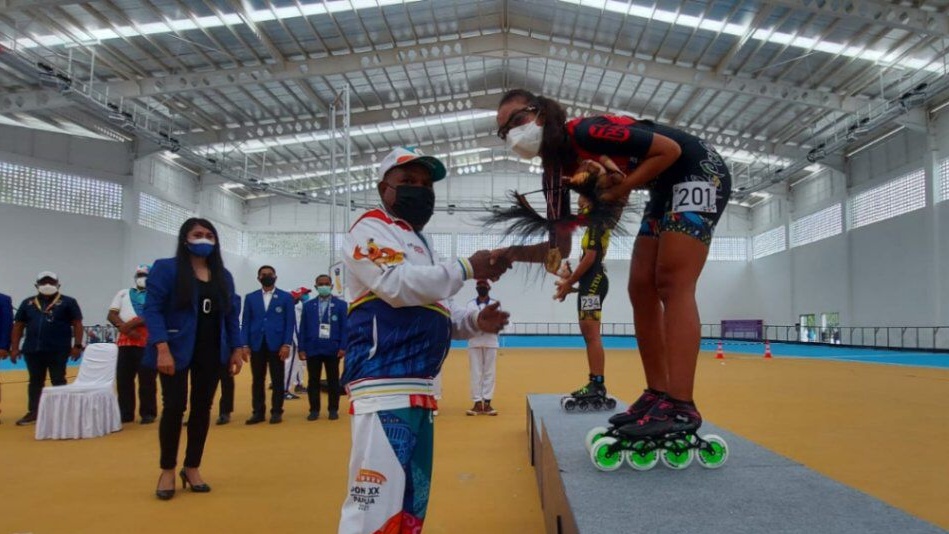 ghea-ivana-tambah-medali-emas-papua-di-cabor-sepatu-roda-putri