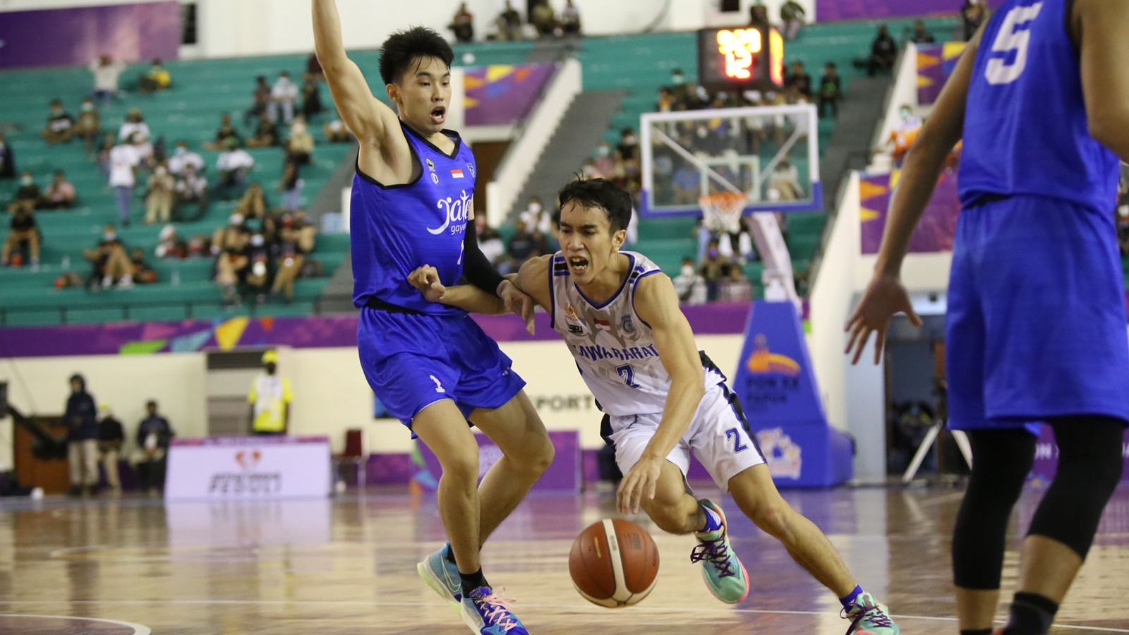 tim-basket-jabar-menang-tipis-lawan-jateng