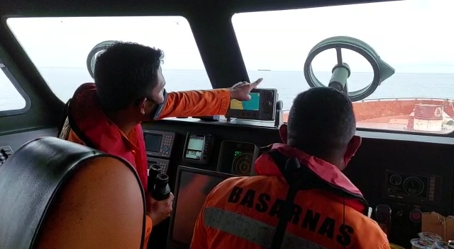 enam-kru-km-kalimas-4-berhasil-dievakuasi-dalam-kondisi-selamat