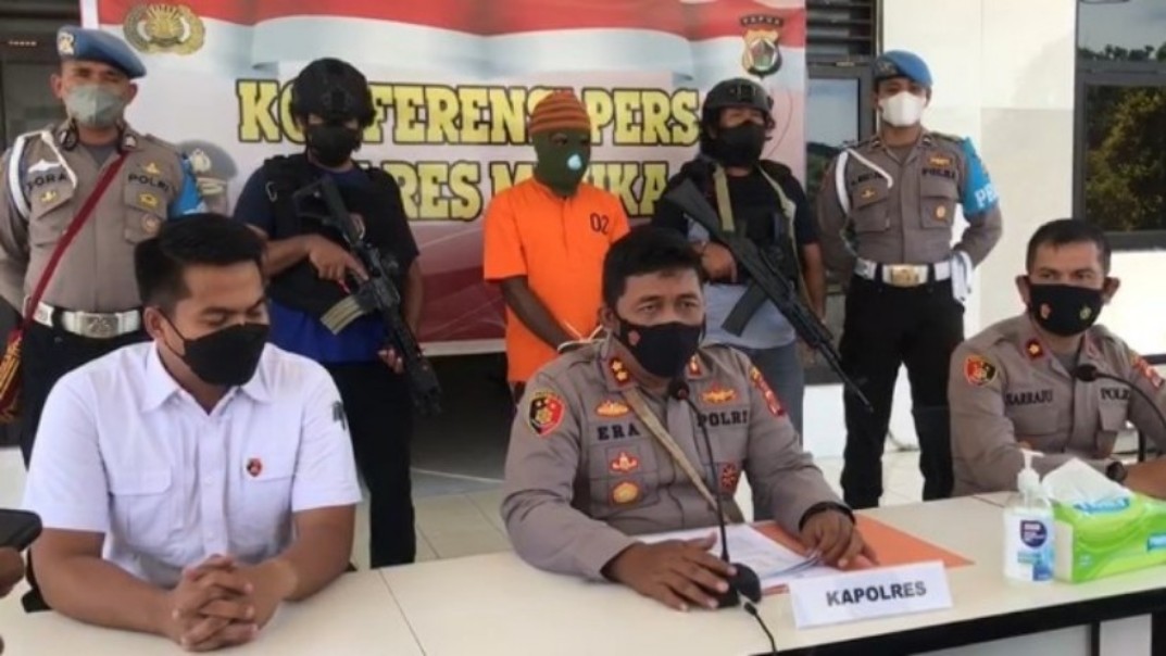 cari-amunisi-dpo-kkb-intan-jaya-berhasil-ditangkap-di-timika