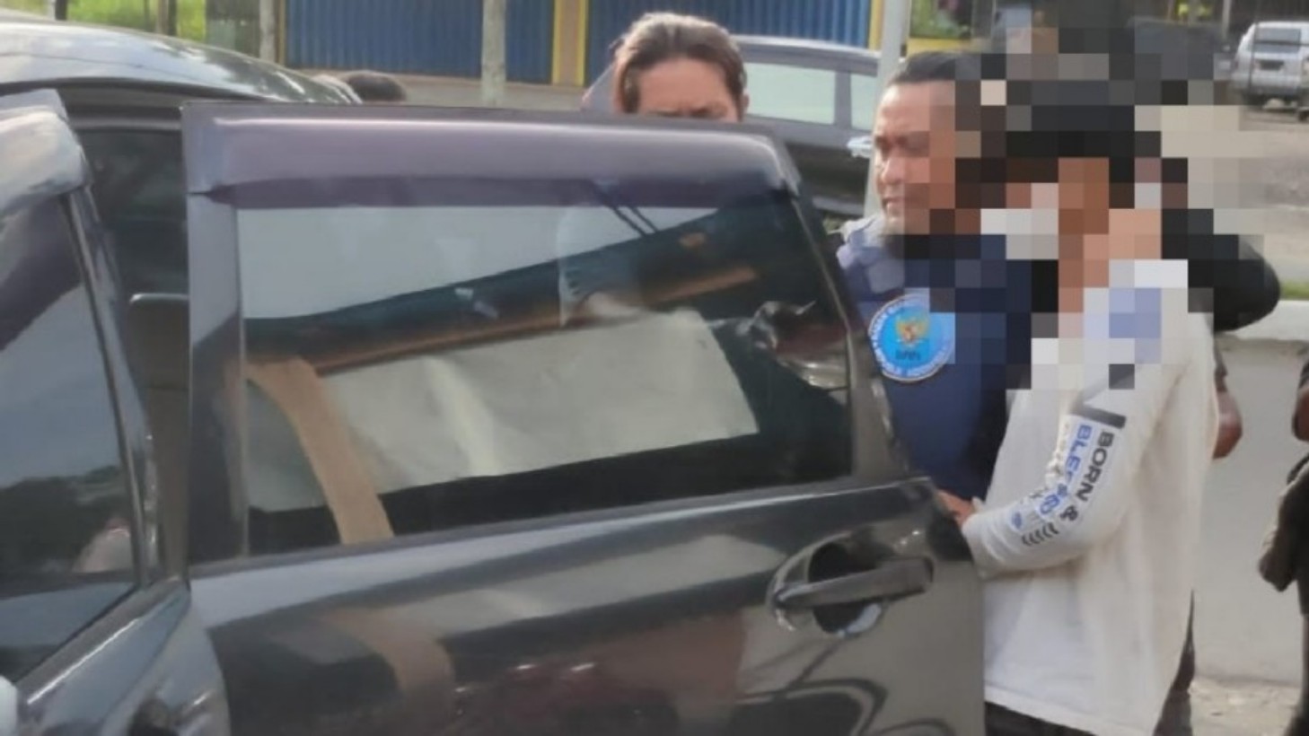sembunyi-sabu-di-bawah-kompor-gas-pria-ini-ditangkap-bnnk-mimika