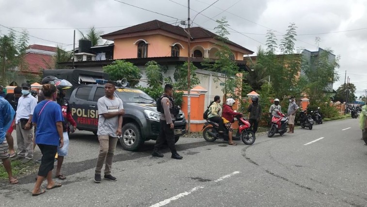 polisi-tetapkan-tiga-tersangka-pelaku-penganiayaan-pengantar-air-isi-ulang