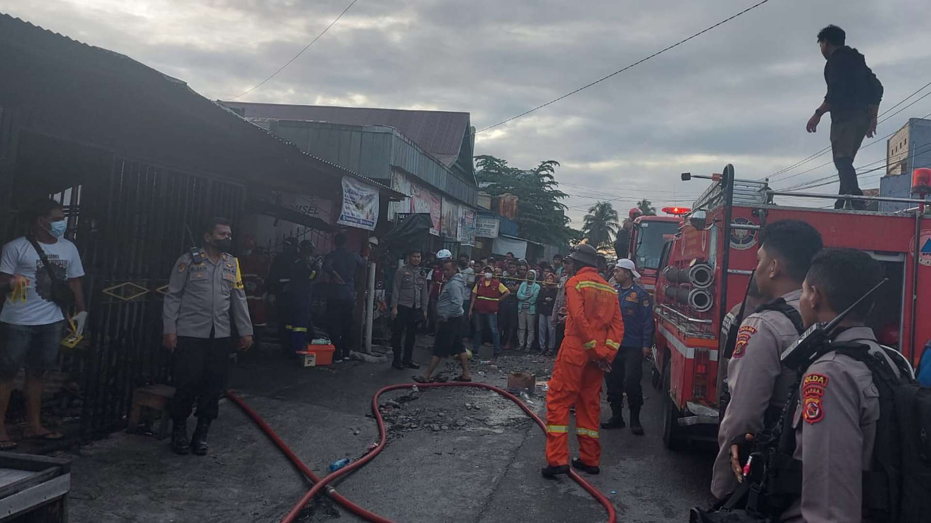 arus-pendek-listrik-diduga-jadi-penyebab-kebakaran-di-kartini