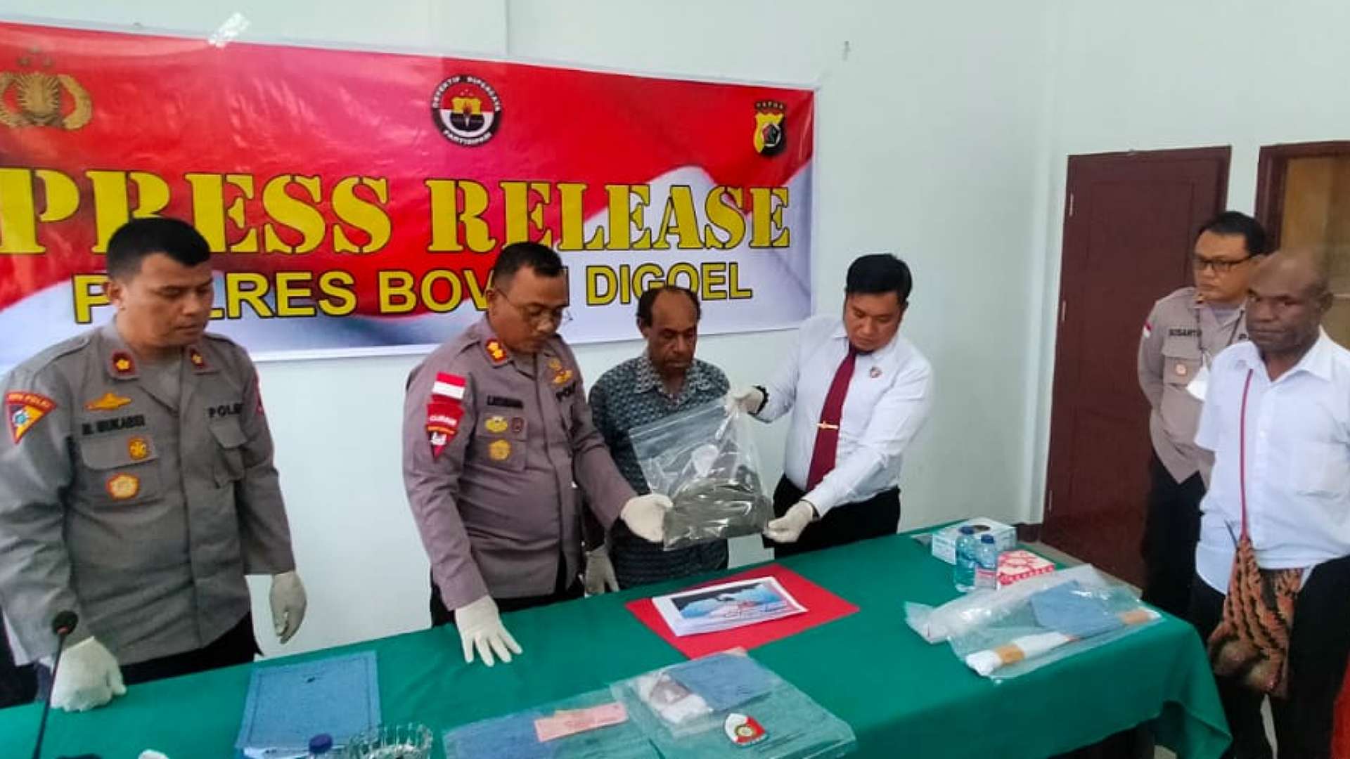 polisi-tembak-pelaku-penyalahgunaan-ganja-di-boven-digoel