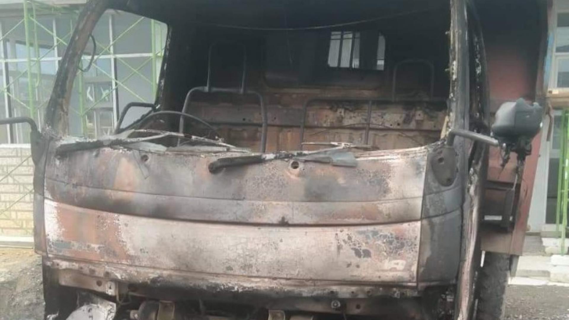 kkb-bakar-truk-kontraktor-di-paniai-polisi-soal-uang-keamanan