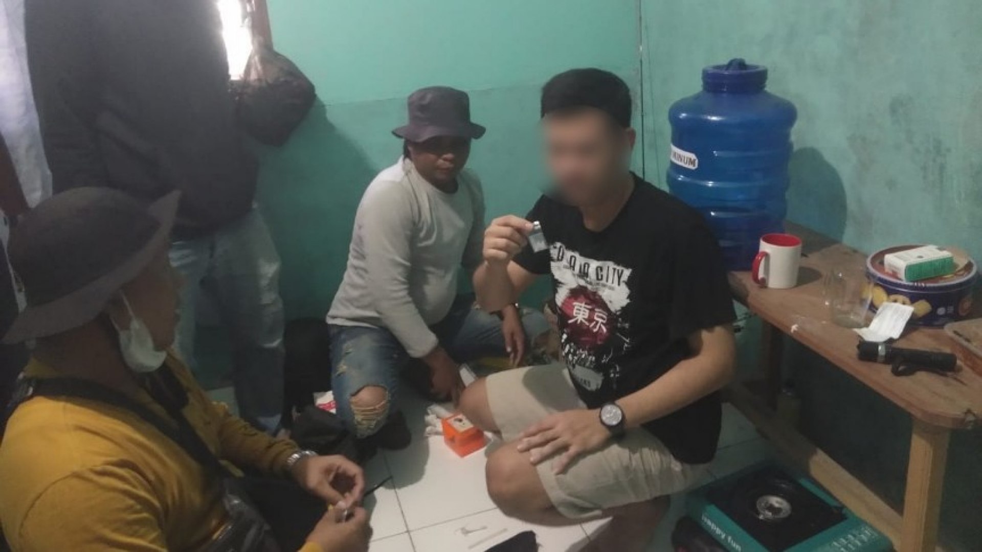 kantongi-sabu-sabu-cr-diringkus-polisi