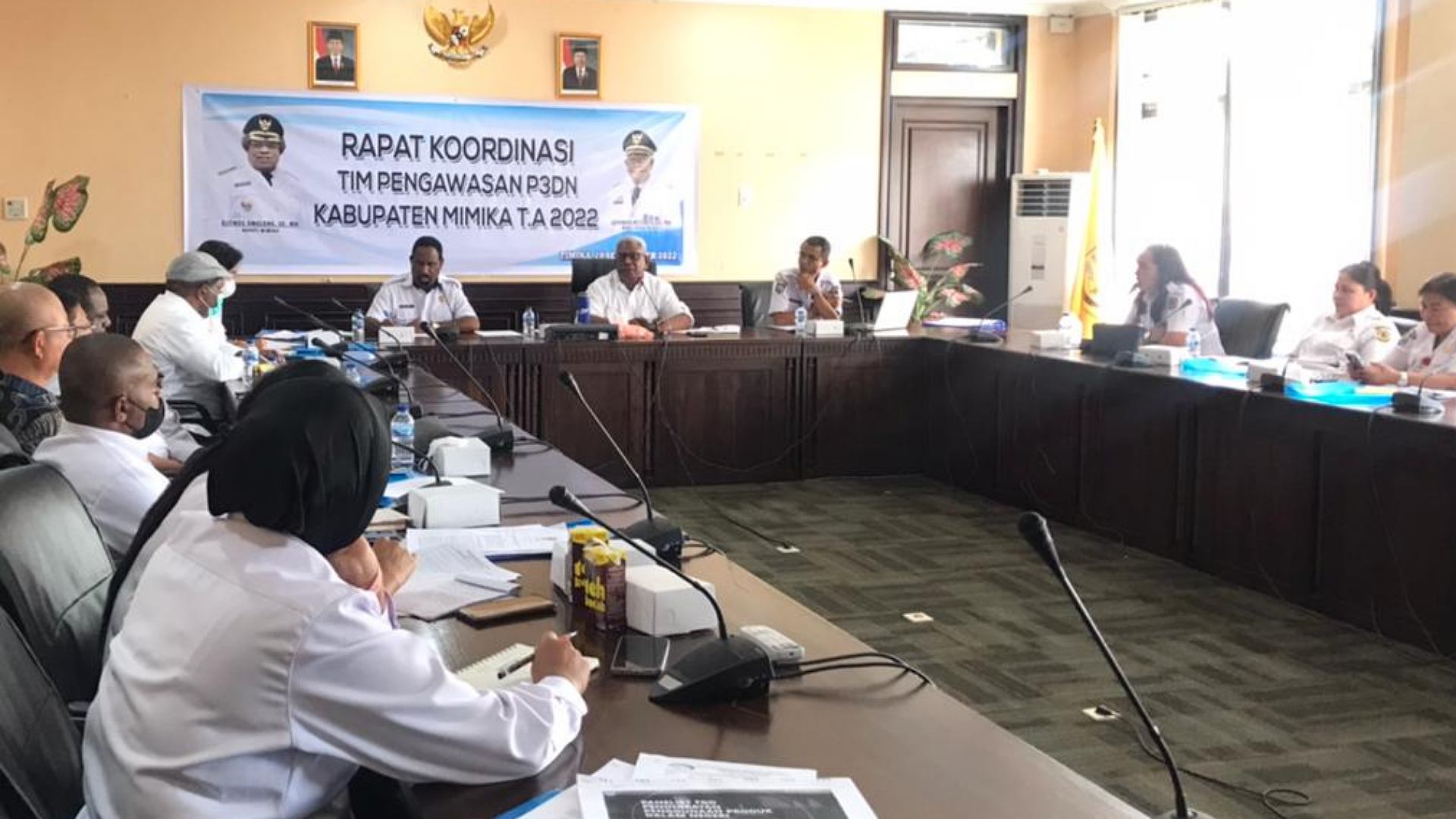 kebijakan-pemkab-mimika-pengadaan-barang-jasa-wajib-gunakan-produk-lokal
