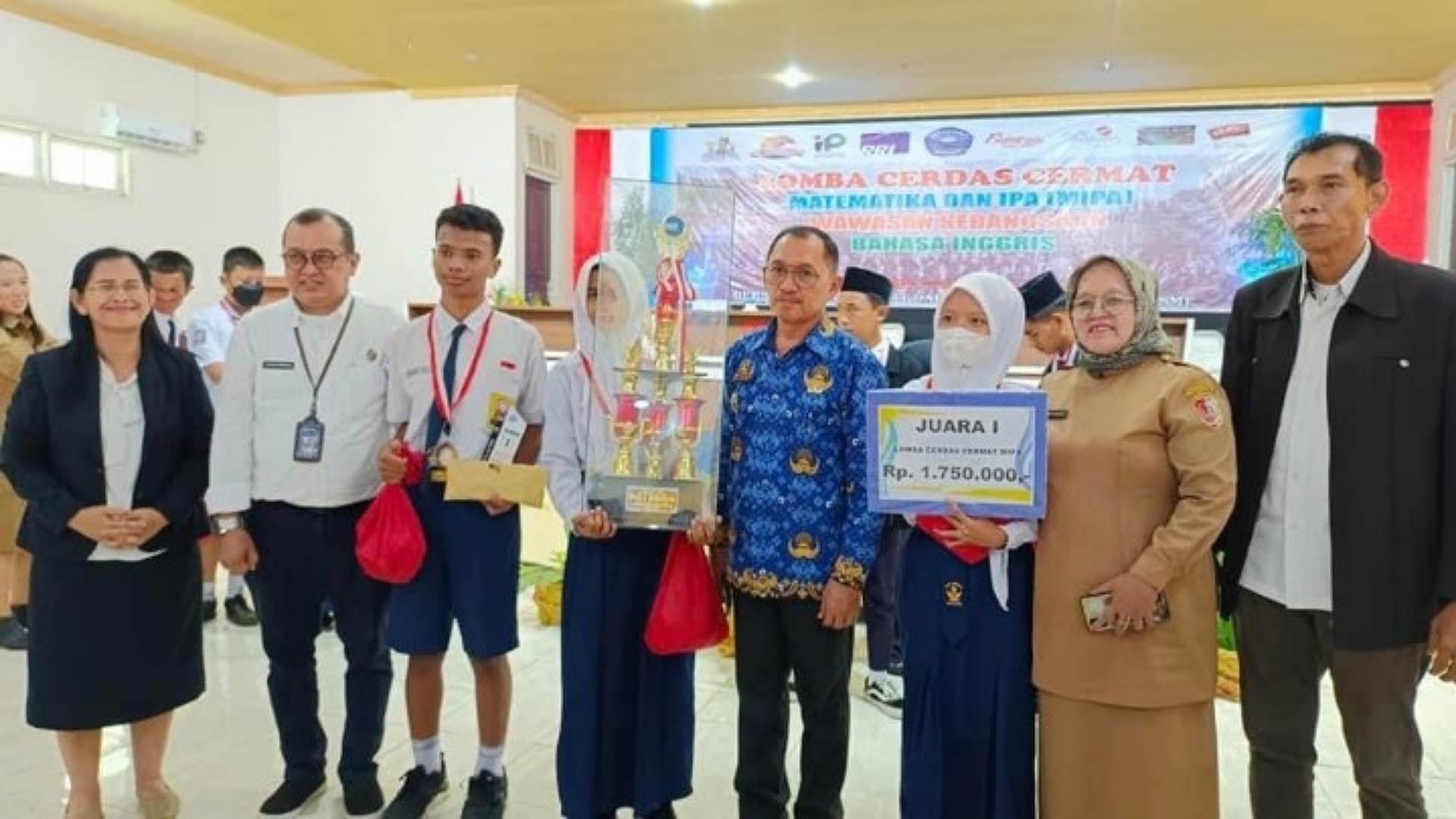 lomba-cerdas-cermat-tingkat-smp-meriahkan-hut-sma-negeri-3-merauke