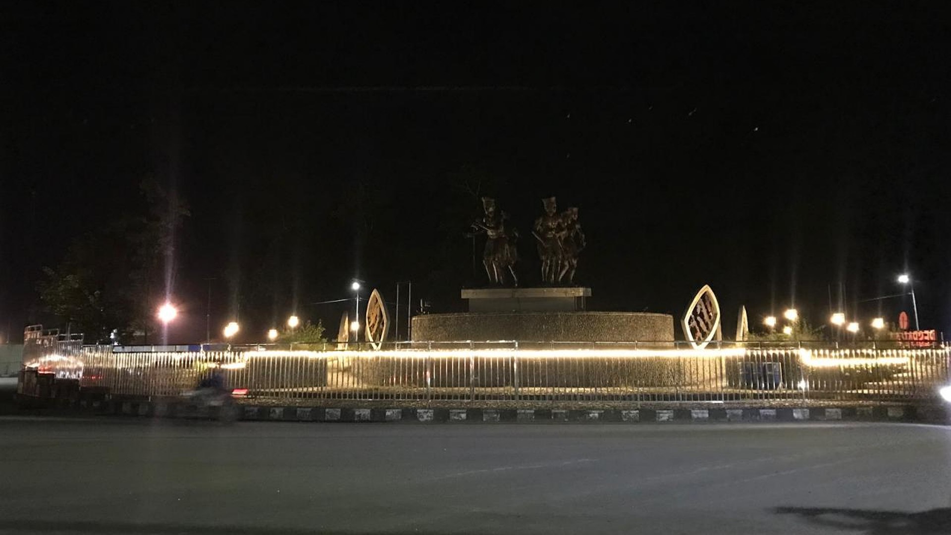 Bundaran Mimika Smarr City, Jalan Cenderawasih, lokasi dibangunnya RTH atau taman kota. Foto: Faris/ Papua60detik