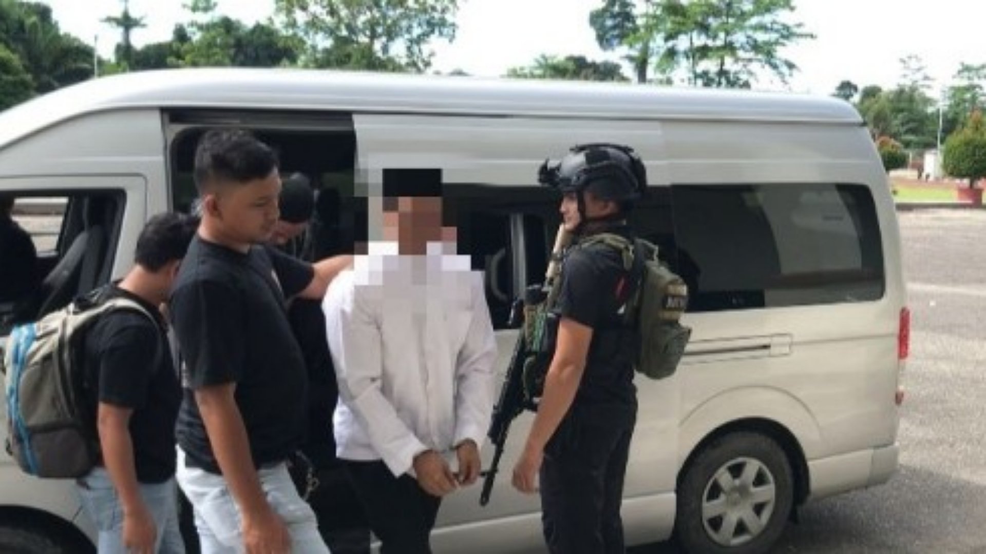 polisi-serahkan-tersangka-sipil-kasus-mutilasi-ke-kejaksaan