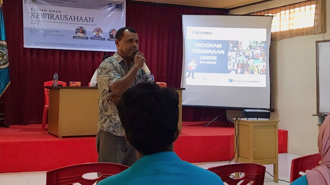kuliah-umum-di-stie-jb-pt-freeport-klaim-sudah-mandirikan-ratusan-pengusaha-papua
