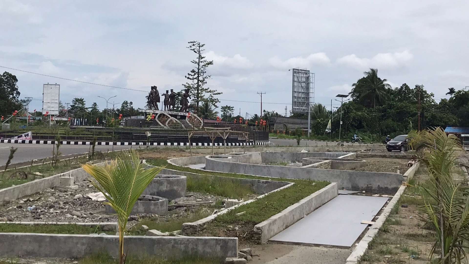 taman-bundaran-petrosea-tak-kelar-kelar-dinas-pupr-putus-dua-kontraktornya