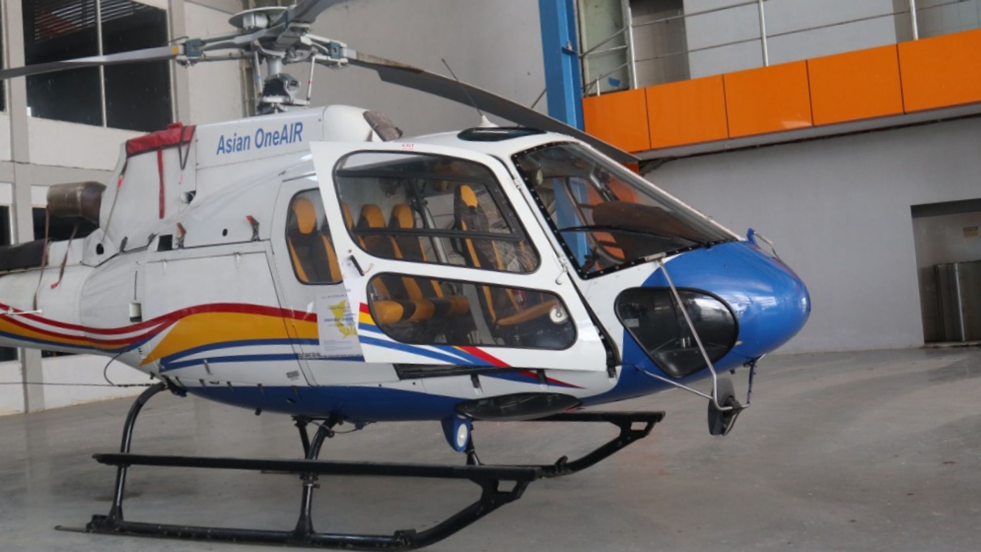 kejati-papua-tetapkan-plt-bupati-mimika-tersangka-korupsi-kasus-pengadaan-pesawat