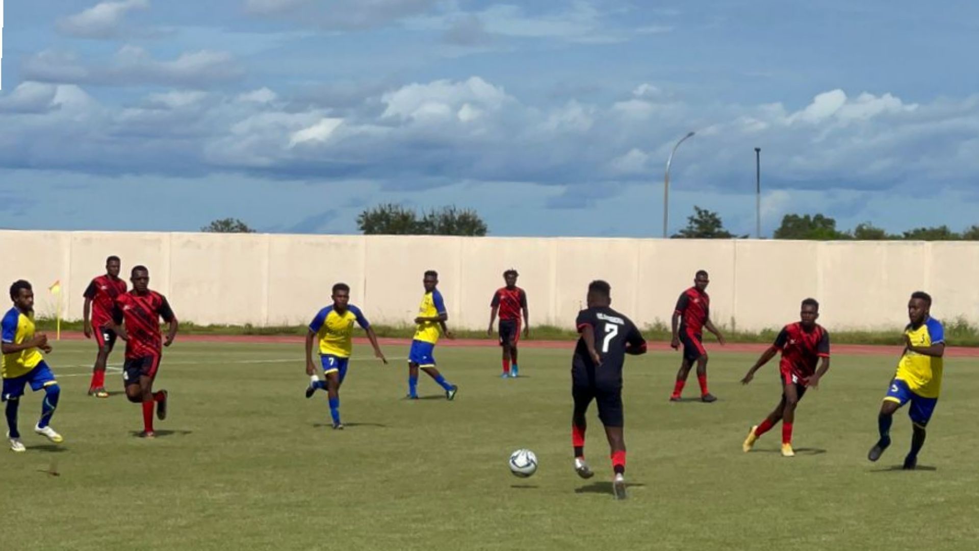 sepakbola-antar-kelurahan-meriahkan-hut-merauke-ke-121