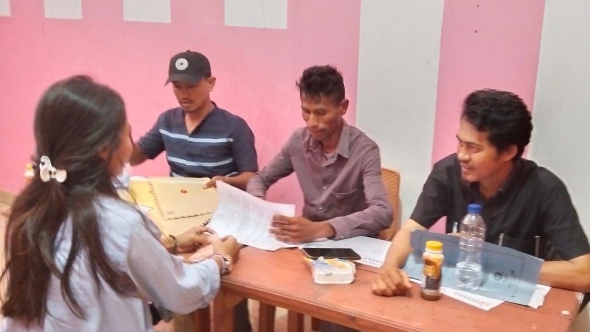 panwaslu-distrik-wania-mulai-tes-wawancara-calon-panwas-kampung-kelurahan