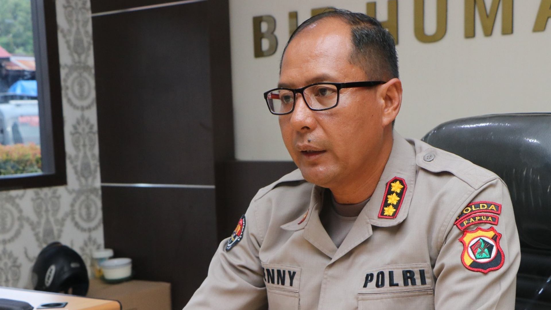 pesawat-susi-air-terbakar-di-area-markas-kkb