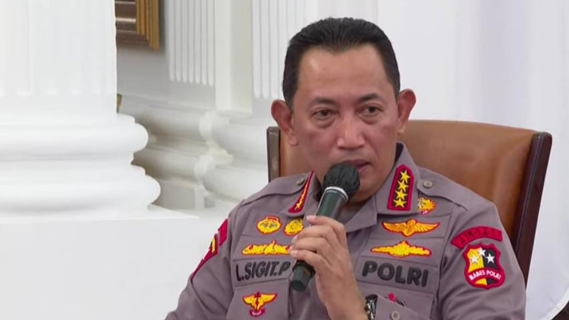 kapolri-pilot-pesawat-susi-air-yang-disandera-masih-dalam-pencarian
