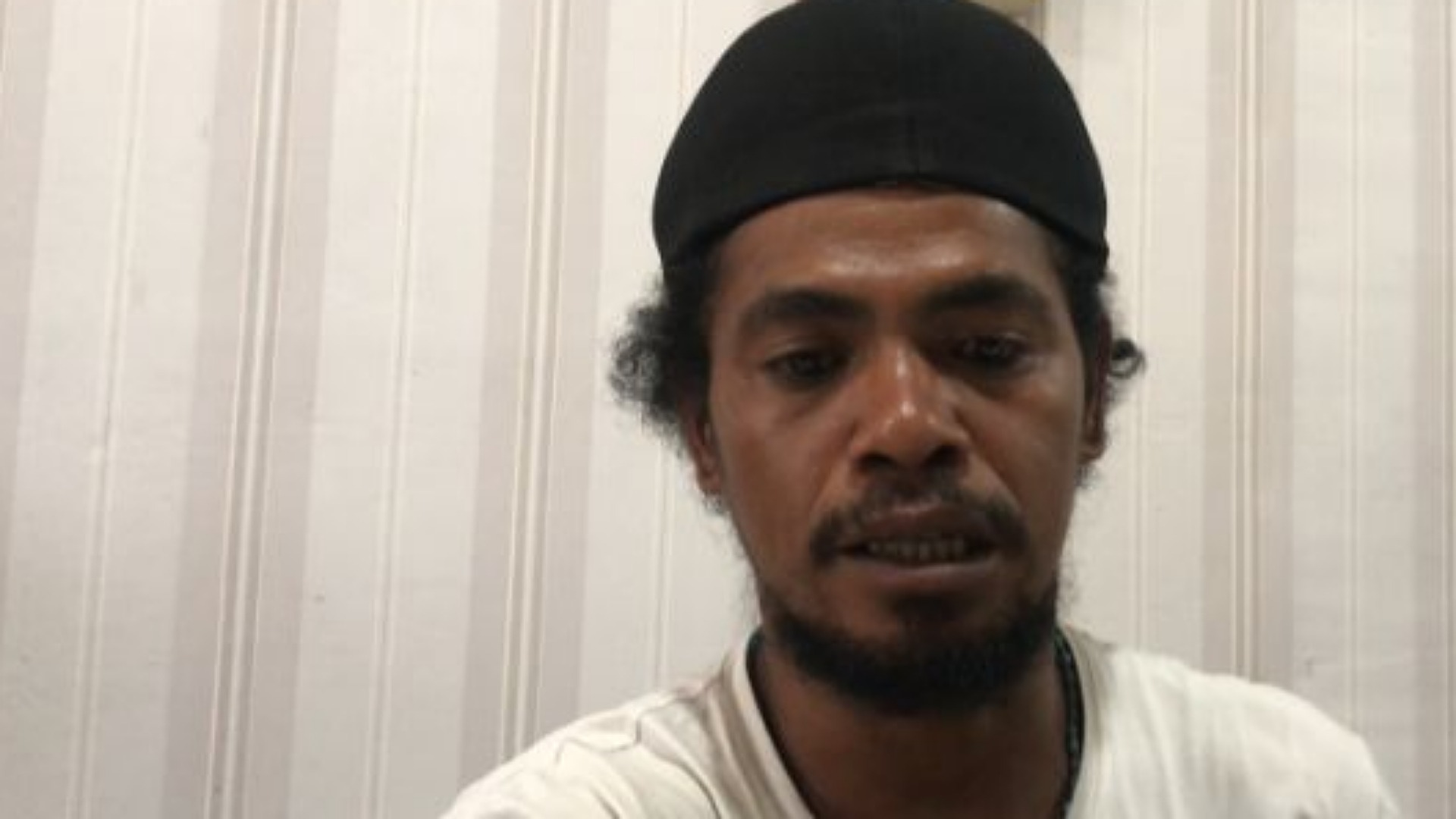 kesaksian-pekerja-yang-selamat-dari-kkb-nduga-naik-turun-gunung-makan-ular