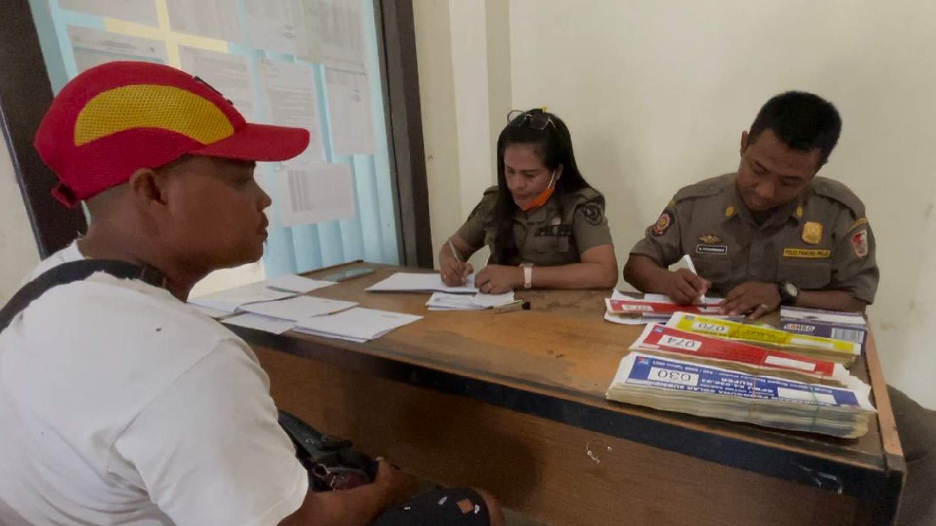 satpol-pp-merauke-data-truk-pengguna-bbm-subsidi