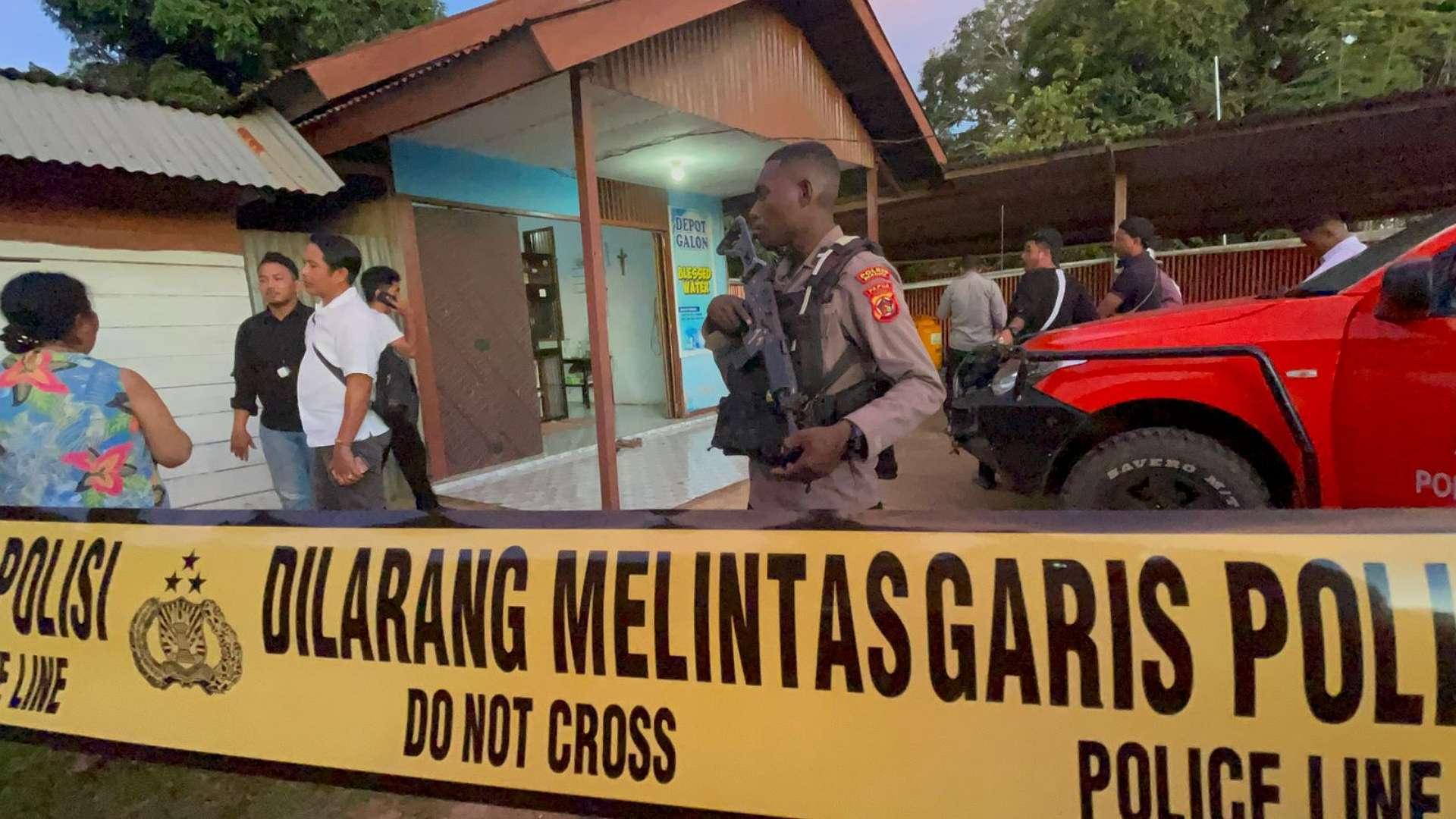 seorang-pemuda-ditemukan-tewas-tergantung-di-depot-air