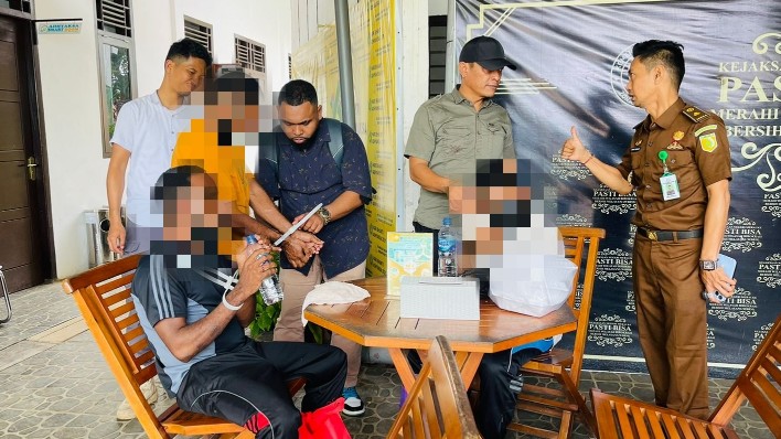 tiga-pembawa-senjata-api-di-boven-digoel-diserahkan-ke-kejari-merauke