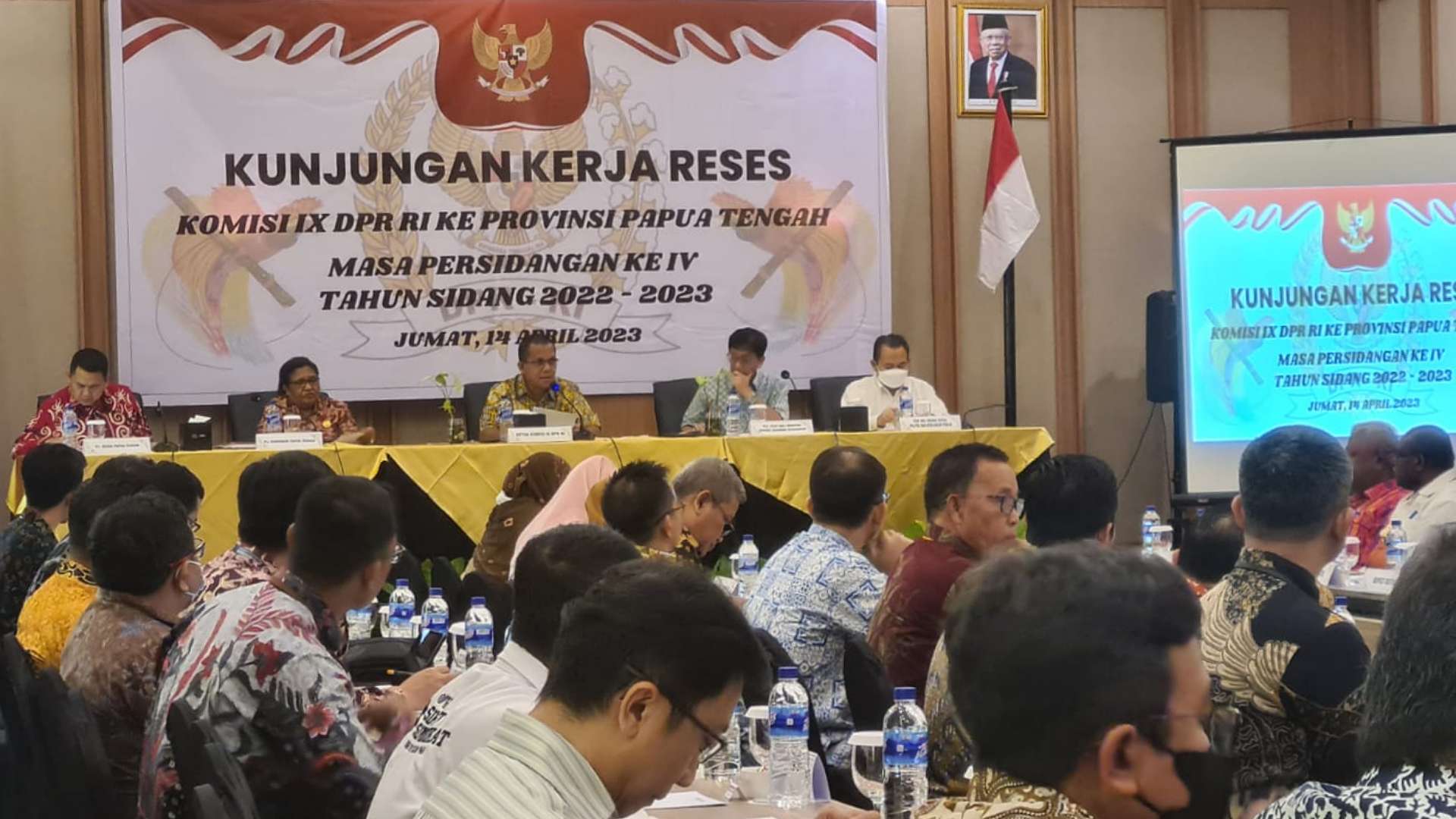 komisi-ix-dpr-ri-reses-bareng-pemprov-papua-tengah