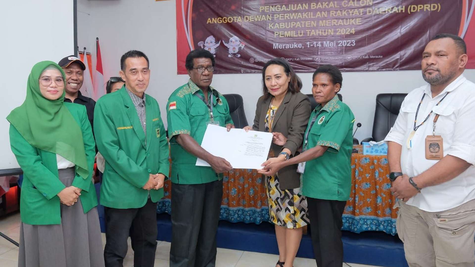 hari-ke-12-tiga-parpol-dan-3-bacaleg-dpd-ri-mendaftar-di-kpu-merauke