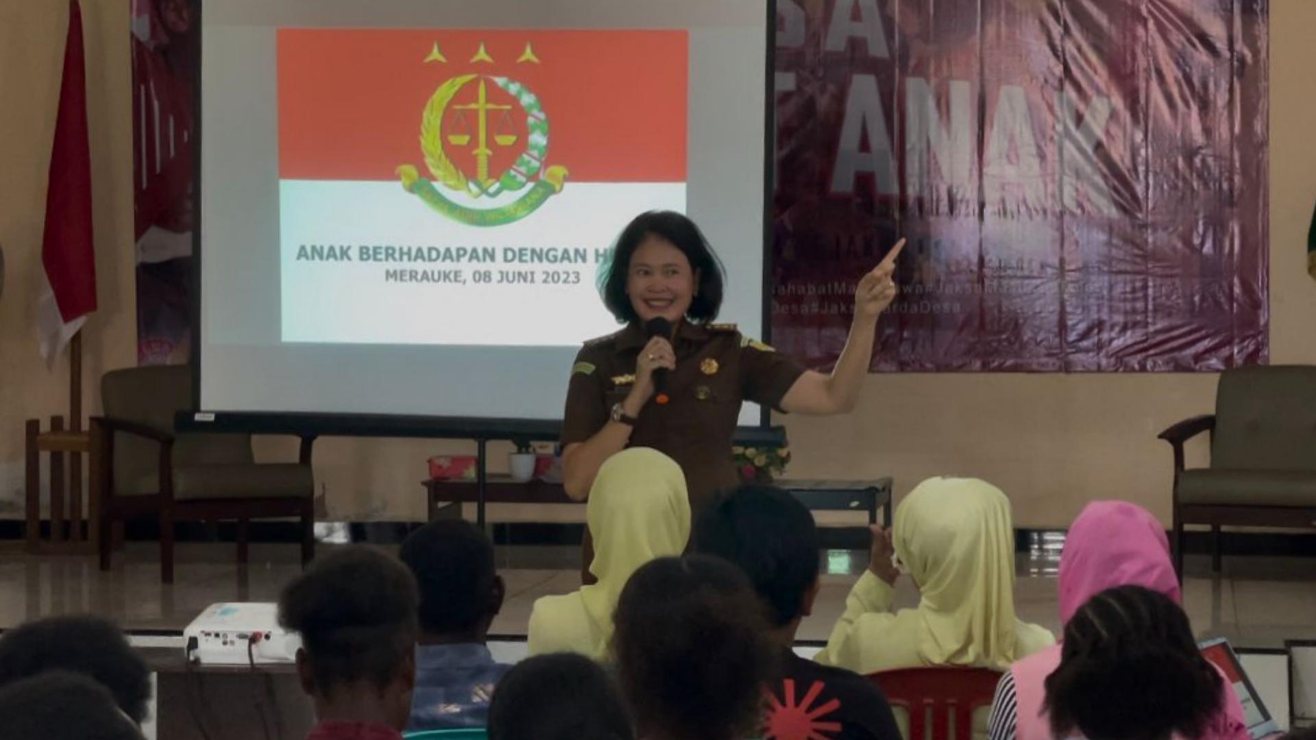 kejagung-sosialisasi-pencegahan-anak-berhadapan-dengan-hukum-di-merauke