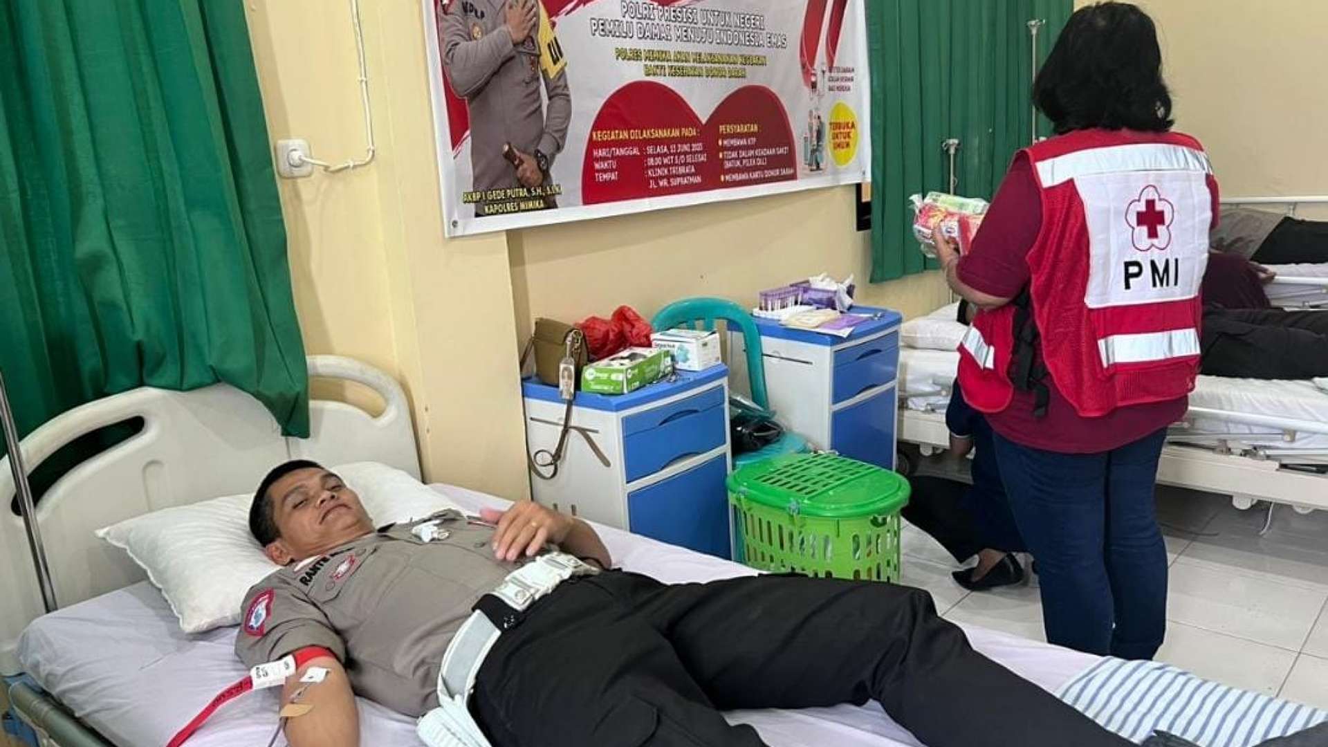 polres-mimika-bakti-kesehatan-jelang-hut-bhayangkara-ke-77