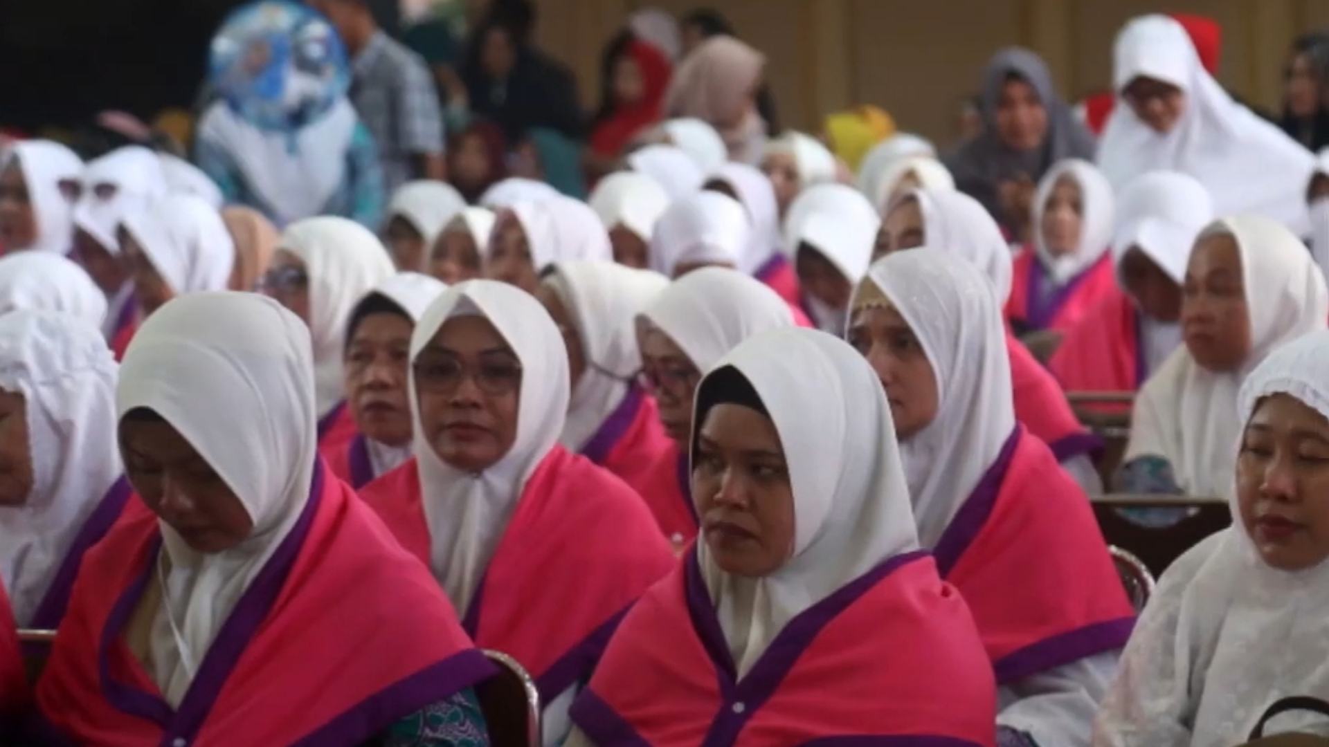 jemaah-haji-mimika-tiba-di-makassar-11-dan-28-juli