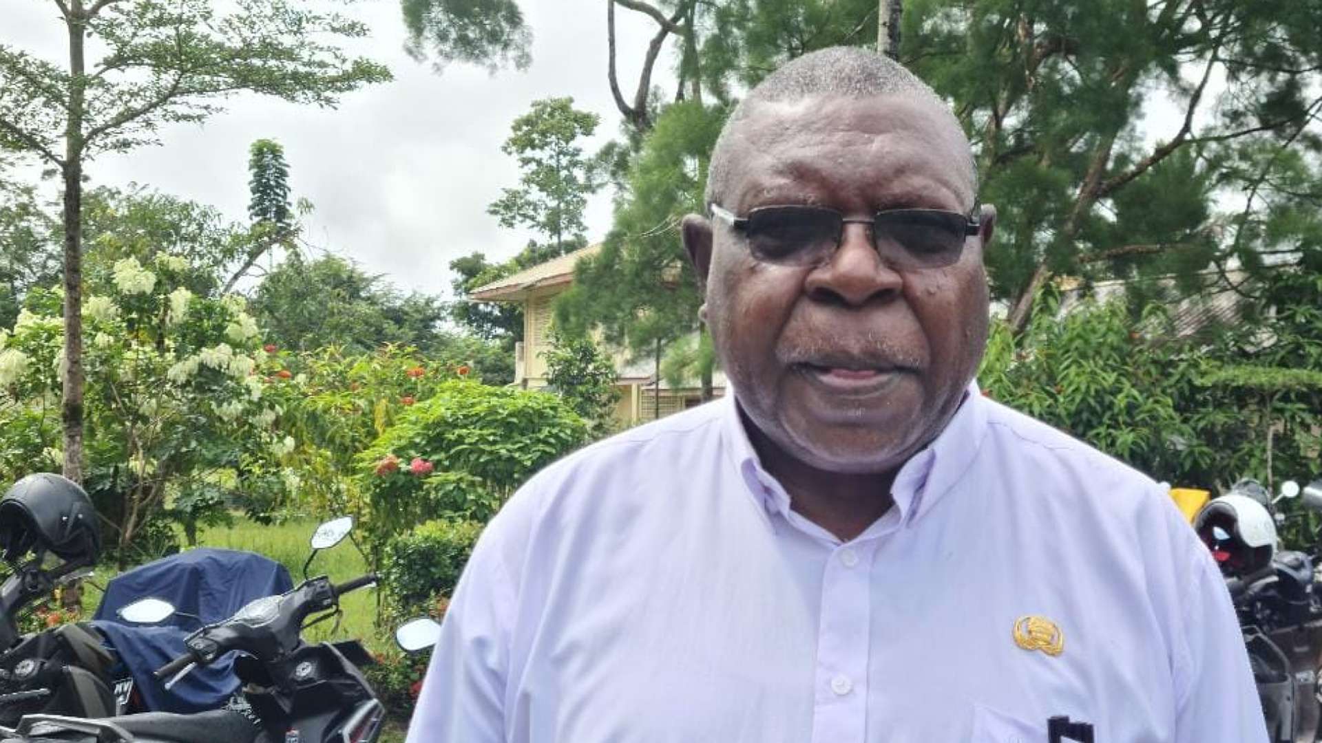 dispen-mimika-pastikan-penerima-beasiswa-adik-adem-100-persen-oap