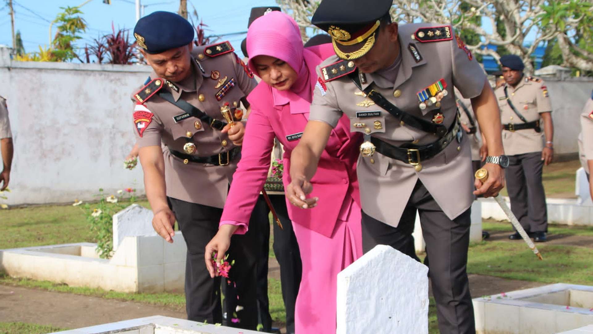 polres-merauke-ziarah-ke-tmp-trikora-jelang-hari-bhayangkara