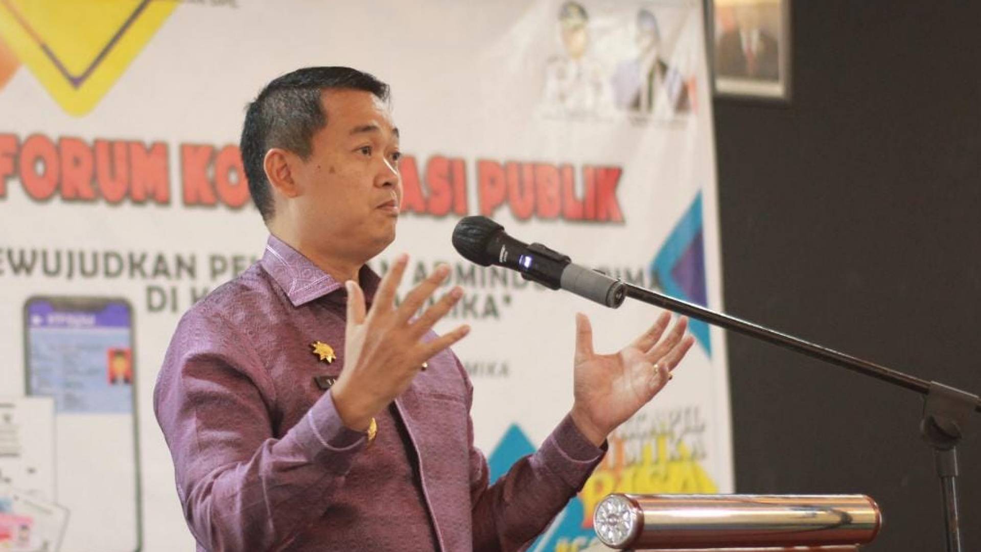 pj-bupati-heran-mimika-punya-apbd-besar-tapi-warganya-tak-sejahtera